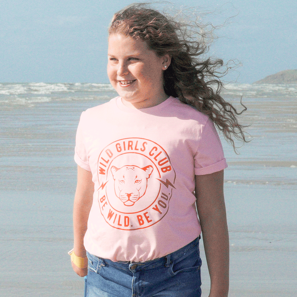 Wild Boys/Girls Club T-shirt – Pink & Red